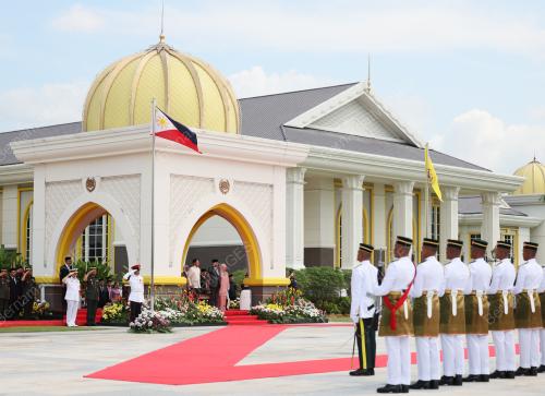 AL-SULTAN ABDULLAH RIÃ•AYATUDDIN AL-MUSTAFA BILLAH SHAH