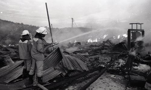 KILANG TERBAKAR
