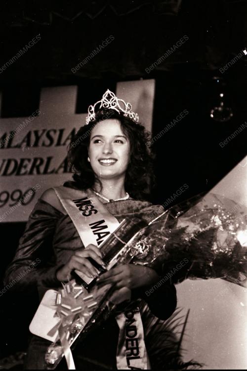 MISS WONDERLAND MALAYSIA 1990