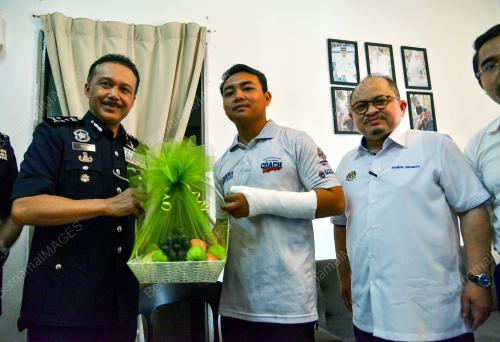 DATUK SERI MOHD YUSRI HASSAN
