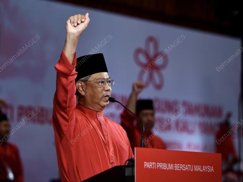 TAN SRI MUHYIDDIN YASSIN