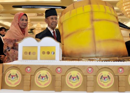 KL22_29052013_AGONG_KEK
