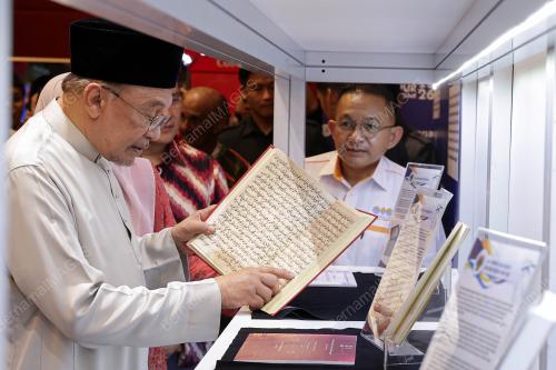DATUK SERI ANWAR IBRAHIM