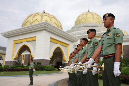 RAPTAI ULANG TAHUN KEPUTERAAN AGIONG