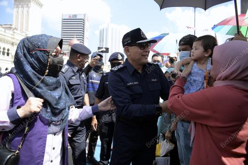 TAN SRI ACRYL SANI ABDULLAH SANI