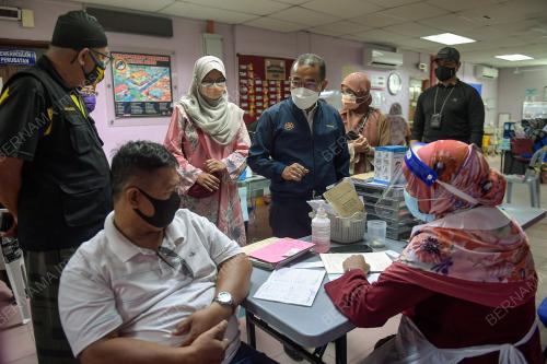 DATUK DR NOOR AZMI GHAZALI