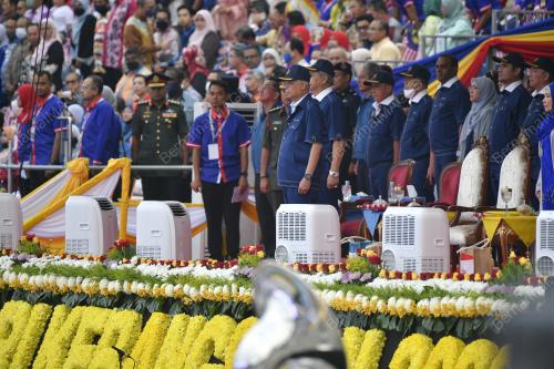 DATUK SERI ISMAIL SABRI YAAKOB