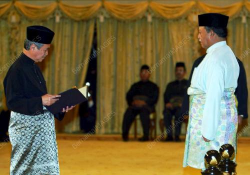 TUN ABDULLAH AHMAD BADAWI