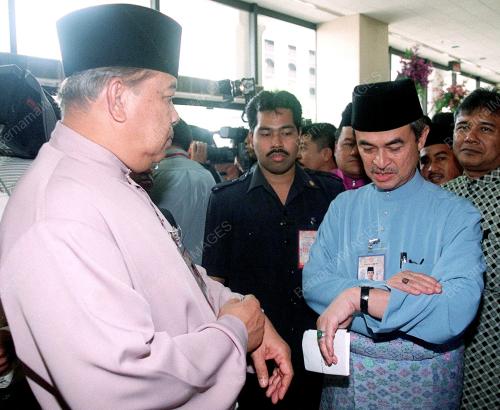 KL23-11_05_2000_UMNO_-JAM_07012016
