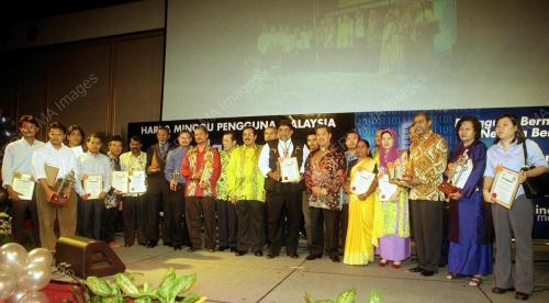 TAN SRI MUHYIDDIN YASSIN