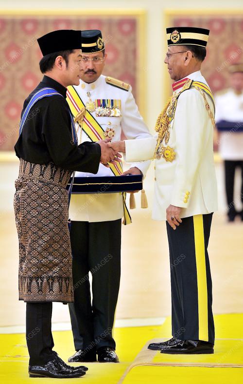 KL23_01022013_AGONG_PINGAT