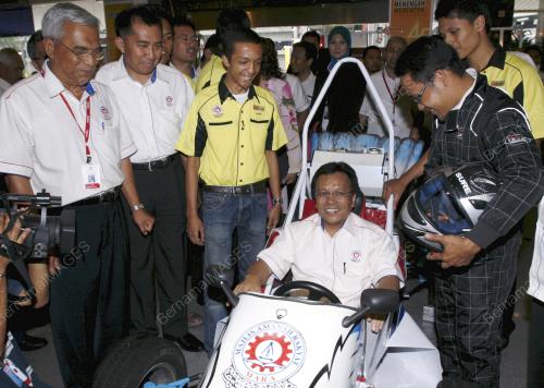 KL23_01032011_SHAFIE_MARA