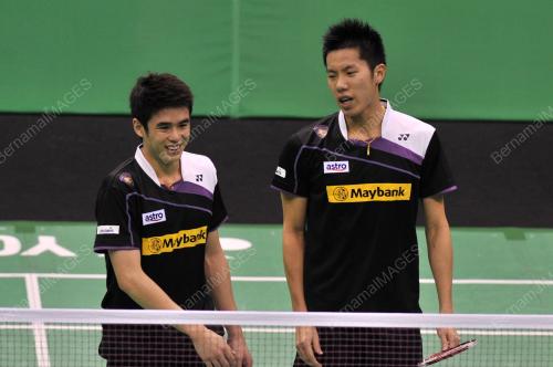 KL23_01042012_AXIATA