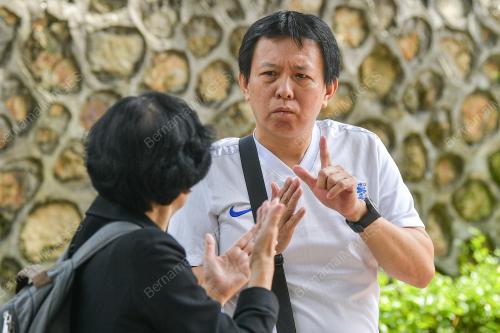 OKU DIPUKUL PENGIRING KERABAT DIRAJA