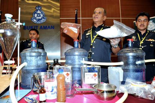 KL23_02042013_RAMPAS_DADAH