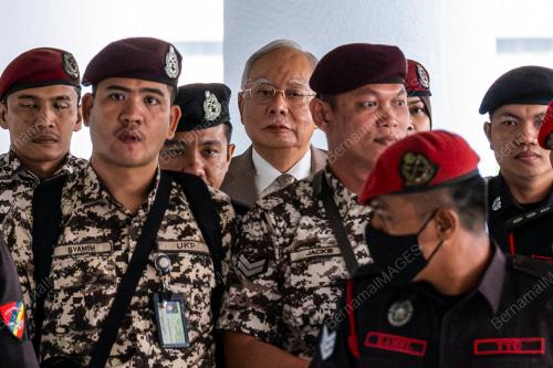 DATUK SERI NAJIB TUN RAZAK