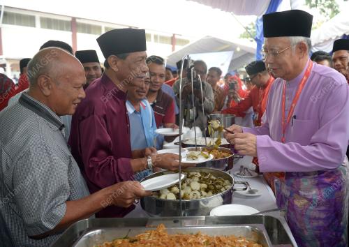 KL23_02082015_PM_UMNO_KKB