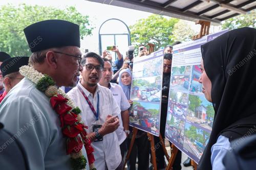 DATUK SERI ANWAR IBRAHIM