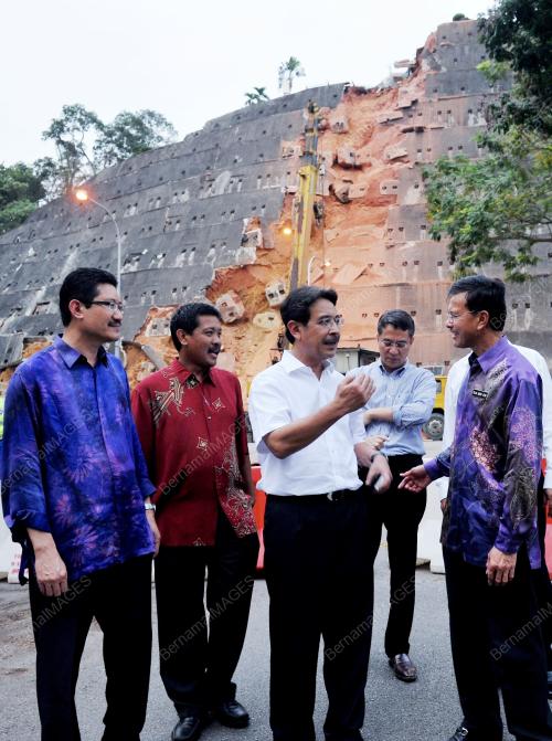 KL23_03012013_NONG_CHIK