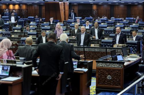 KL23_03032026_PARLIMEN