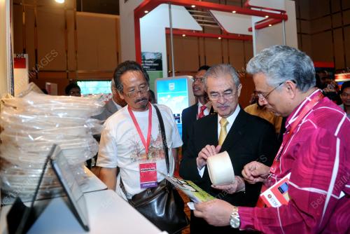 KL23_03042013_HALAL_WORLD