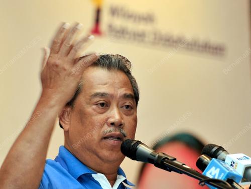 TAN SRI MUHYIDDIN YASSIN
