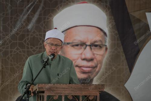 DATUK SERI DR ZULKIFLI MOHAMAD AL-BAKRI