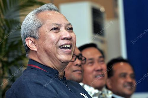KL23_03102016_UMNO