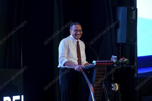 DATUK SERI HISHAMUDDIN TUN HUSSEIN