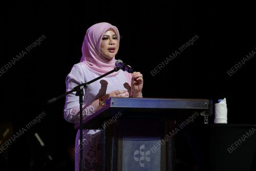 DATUK SERI RINA MOHD HARUN