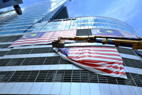KL23_04082013_UEM