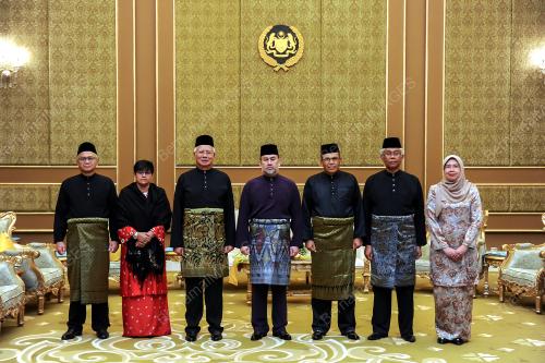 KL23_04082017_AGONG