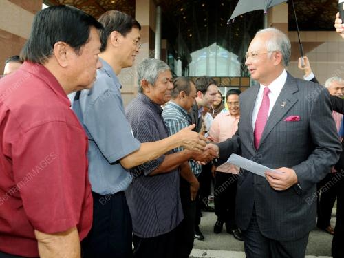 KL23_04112012_PM_LAOS