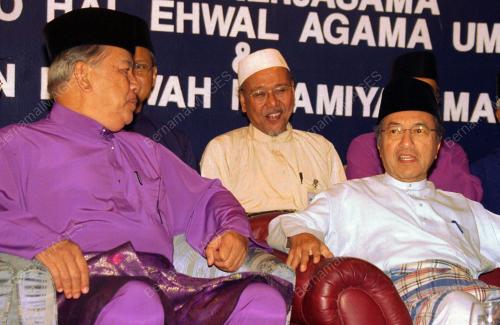 KL23_05022016_MAHATHIR