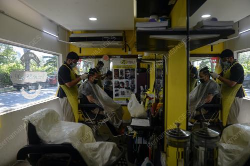 KEDAI GUNTING RAMBUT