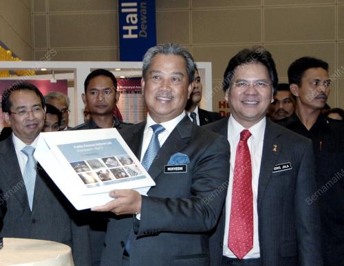 TAN SRI MUHYIDDIN YASSIN