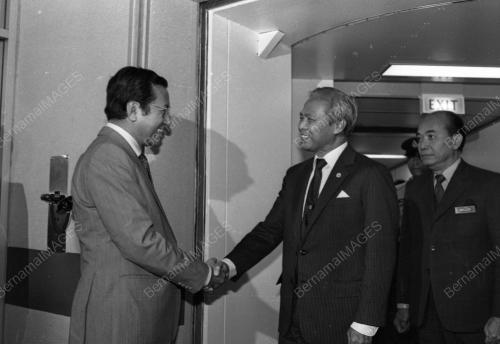 KL23_06032015_PREM_TINSULANONDA
