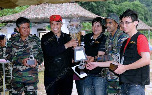 KL23_06052012_MENEMBAK