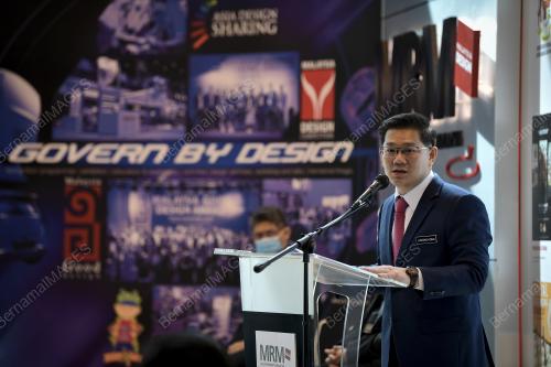 DATUK LIM BAN HONG