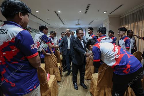 DATUK MUSTAPHA SAKMUD
