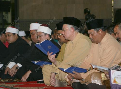 NAJIB TUN RAZAK