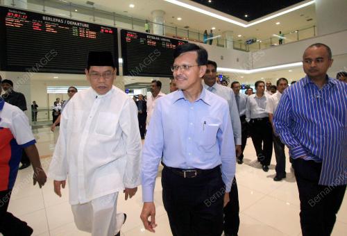 KL23_07012011_RAJA_NONG_CHIK