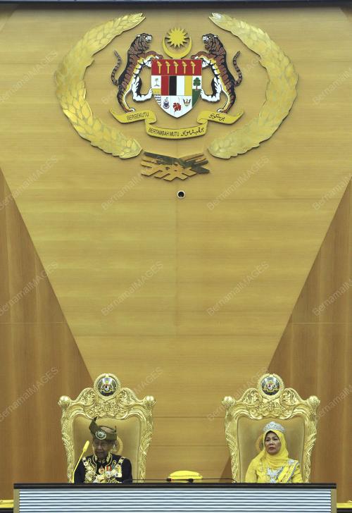 KL23_07032016_AGONG_PARLIMEN