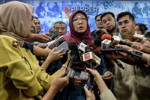 DATUK SERI DR ZALIHA MUSTAFA