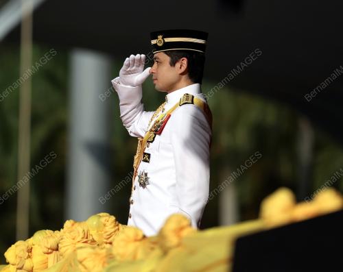 TENGKU HASSANAL IBRAHIM ALAM SHAH AL-SULTAN ABDULLAH RI'AYATUDDI