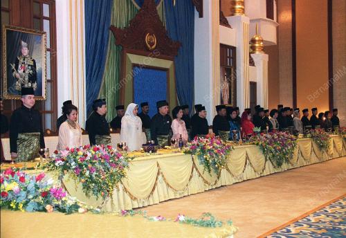 SANTAPAN MAJLIS RAJA-RAJA