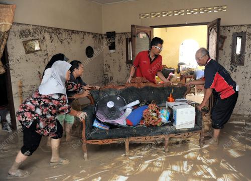 KL23_08032012_KESAN_BANJIR