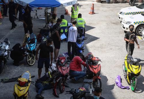 SIDANG MEDIA OPERASI KHAS UBAHSUAI EKZOS
