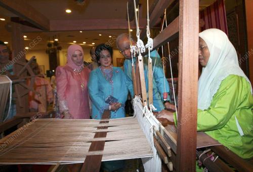 MOHD NAJIB TUN RAZAK