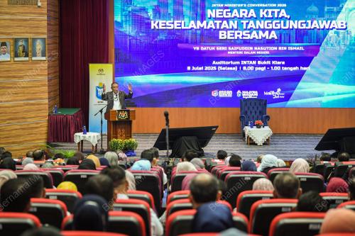 DATUK SERI SAIFUDDIN NASUTION ISMAIL
